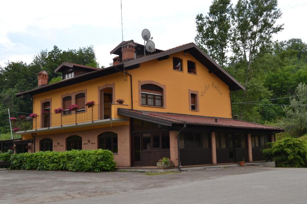 Niella TanaroTrattoria Vecchio Mulino住宿加早餐旅馆 外观 照片