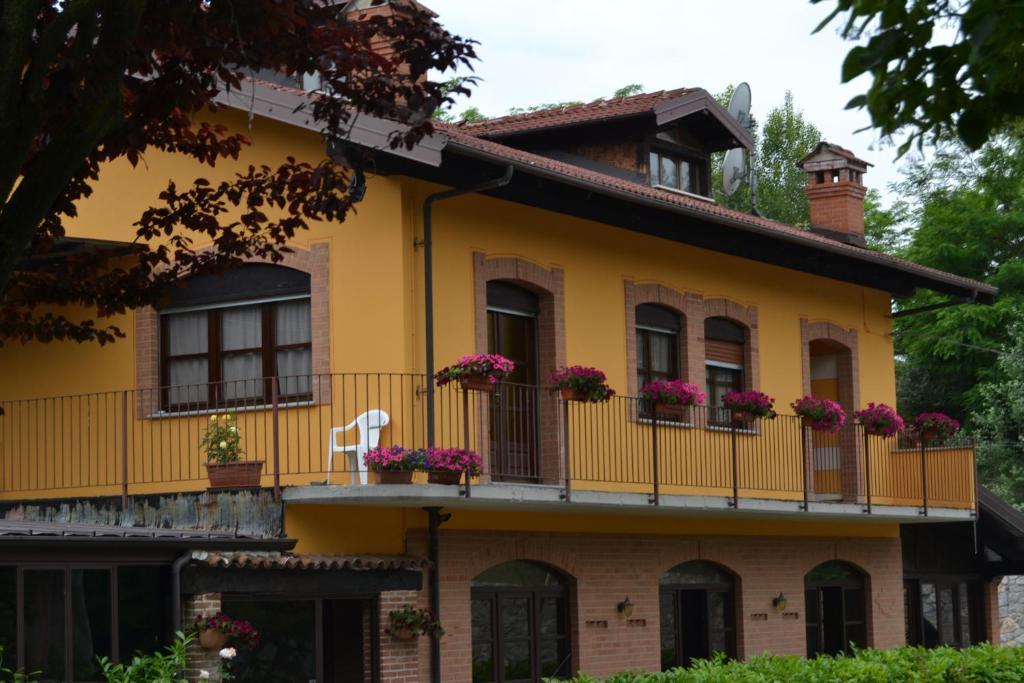 Niella TanaroTrattoria Vecchio Mulino住宿加早餐旅馆 外观 照片